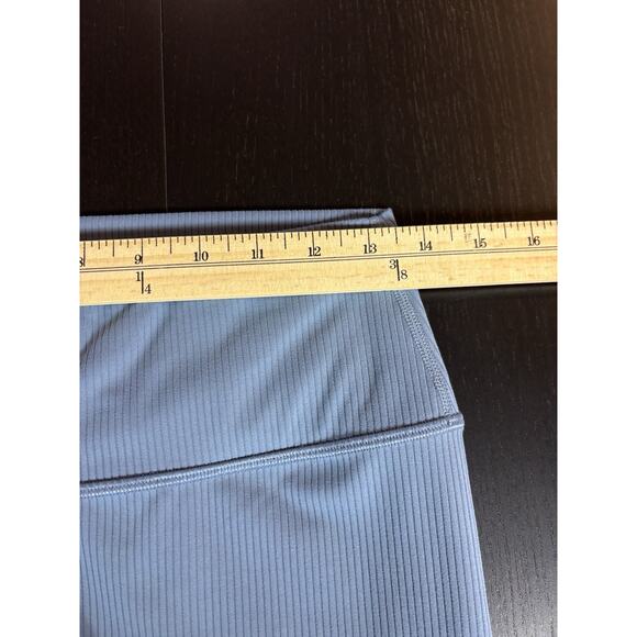 Athleta Transcend Rib 7/8 Tight Grey Blue Medium Ribbed Yoga Tights - Picture 3 of 13